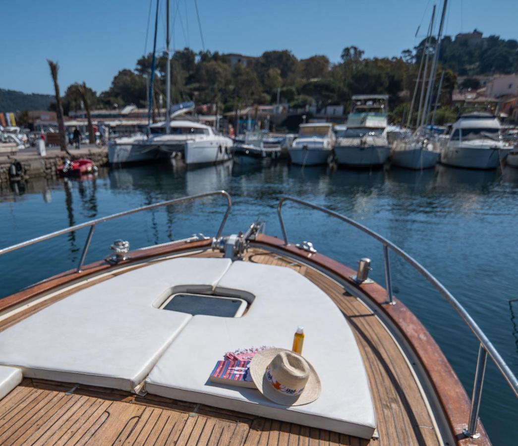 Hebergements Bateaux A Quai Porquerolles Luaran gambar